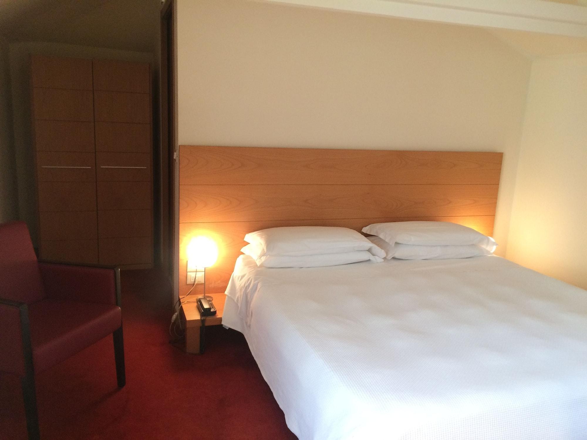 Accademia Hotel Римини Экстерьер фото
