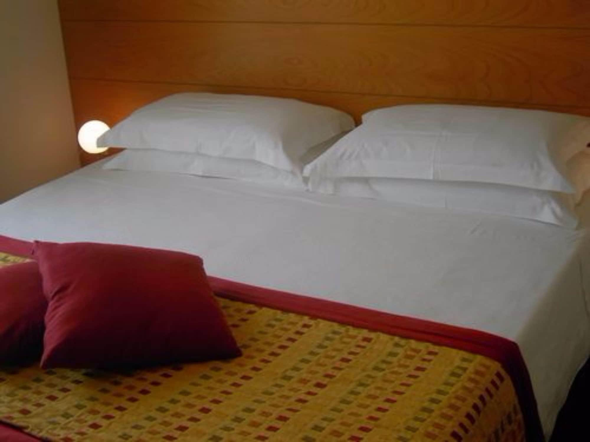 Accademia Hotel Римини Экстерьер фото