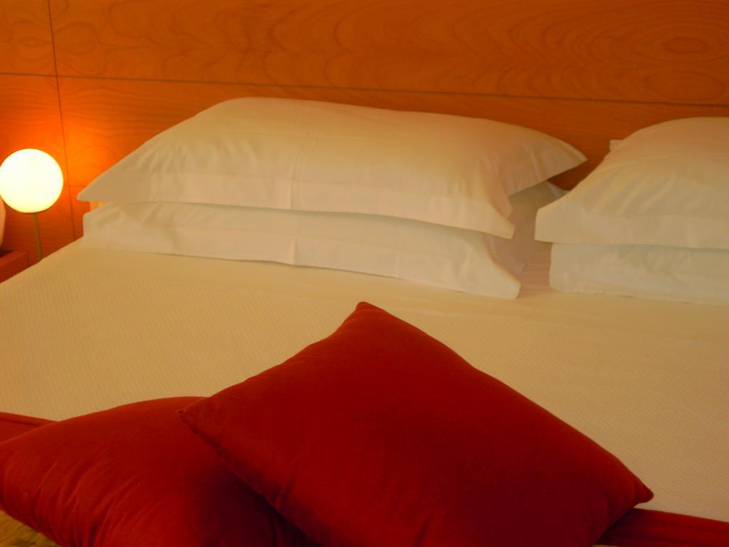 Accademia Hotel Римини Экстерьер фото