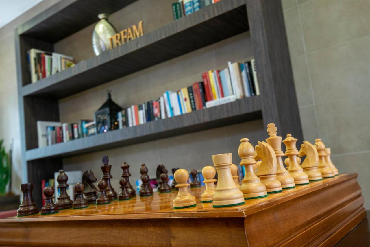 Accademia Hotel Римини Экстерьер фото